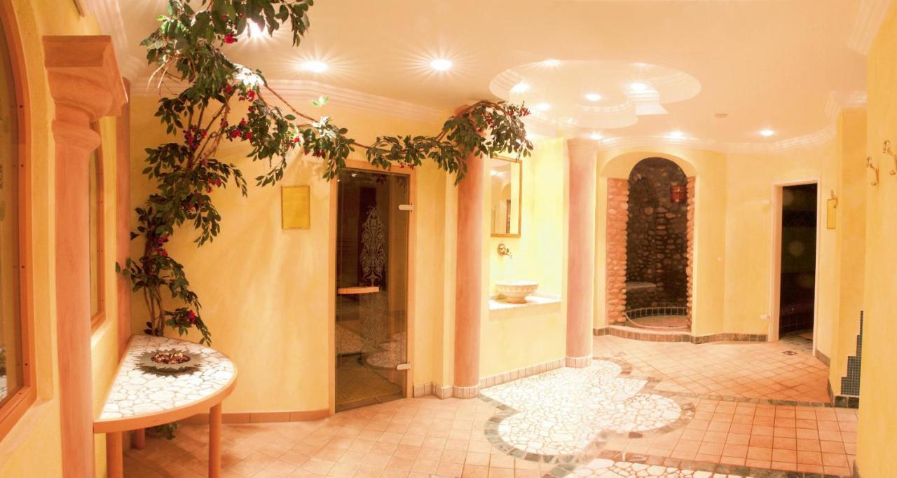 Hotel Floetscherhof Natz-Schabs Екстер'єр фото