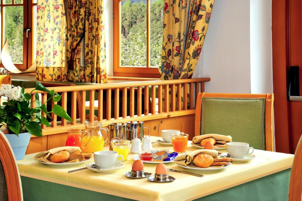 Hotel Floetscherhof Natz-Schabs Екстер'єр фото